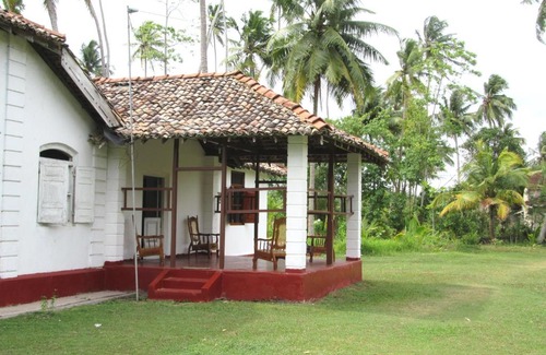 Midigama House | The Colonial Villa