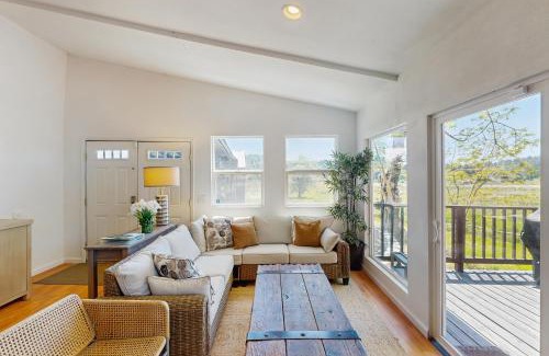 Coos Bay House | The Coos Chateau