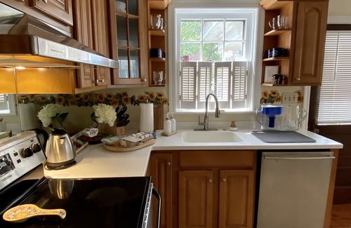 Ephrata Cottage | The Coram Deo Cottage