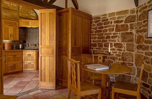 Sibford Gower Cottage | The cosiest and quaintest haven for couples, near Great Tew
