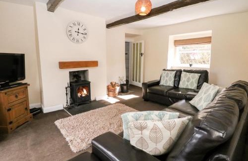 Hollingworth House | The Cottage Glossop