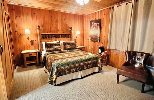 Sunnyside Hotel | The Cottage Inn