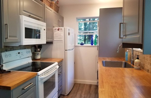 Point Roberts House | The Cottage on Claire