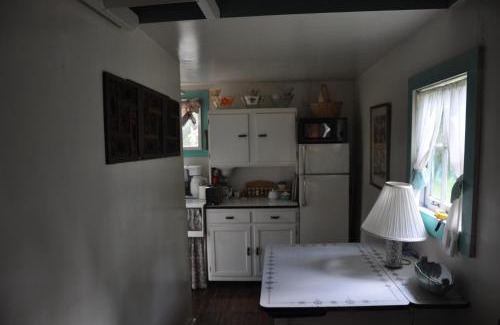 Hector House | The Cottagette