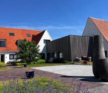 Deerlijk Bed & Breakfast | The Cotton Suites B&B