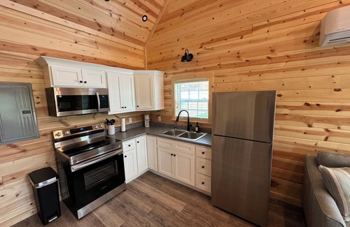 Farmers Cottage | The Cove at Cave Run — Brand New Cottage minutes from Cave Run Lake