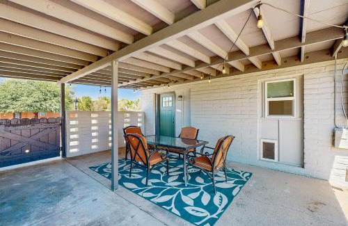 Tucson House | The Cozy Cactus Hideaway