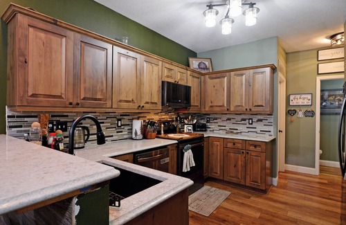 Rogers House | The COZY COVE is a newly renovated home that is family friendly with Wi-fi