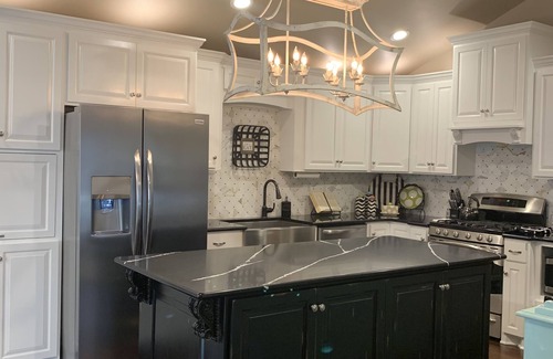 Edenton House | The Creek House ~Gorgeous upscale 3/BR 3/Bath home in historic district