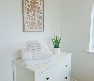 Gorleston-on-Sea House | The Crescent