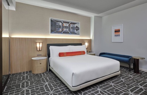 Fort Worth Cultural District Hotel | The Crescent Hotel | Crescent Suite | Prime Location for Museum Exploration