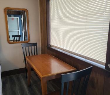 Hampton Hotel | The Crest - Hampton Beach