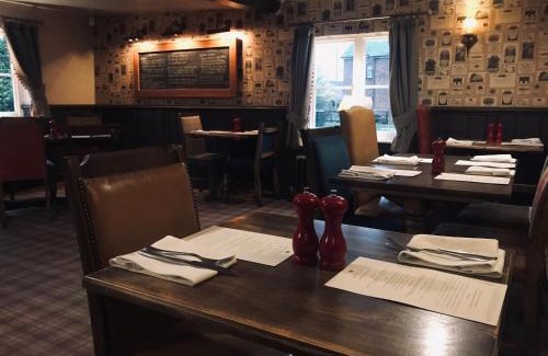 Clifton Hotel | The Crown Pub, Dining & Rooms