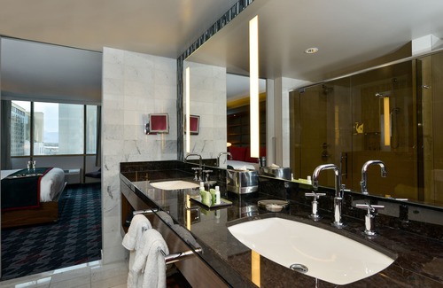 Downtown Las Vegas Hotel | the D Las Vegas