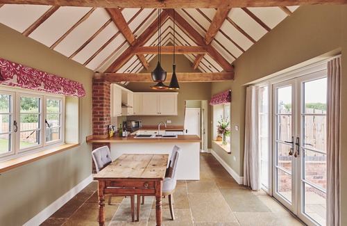 Shrawley Apartment | The Dairy Barn - Luxury Cottages