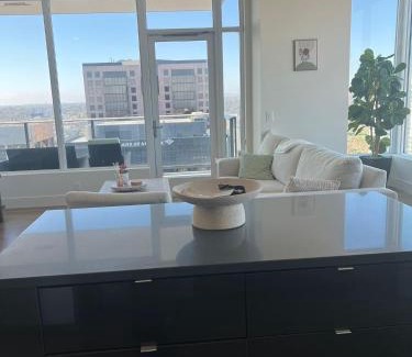 Civic Core Apartment | The Daisy Bright 2BR Stay in Downtown San Diego