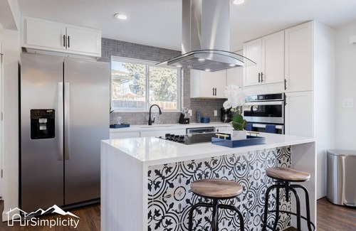 South Westminster House | The Denver Den | Fast Wifi | Foosball