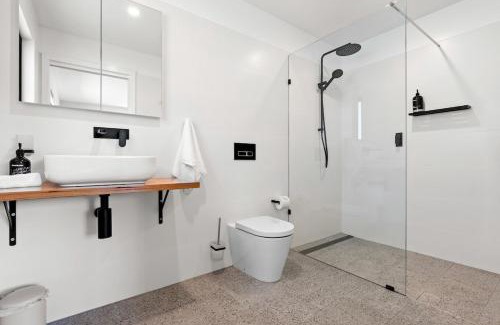Derby House | The Derby Lodge 'One Bedroom' apartment retreat!