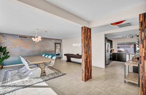Camelback East House | The Desert Trailhead Retreat Phoenix with Pool