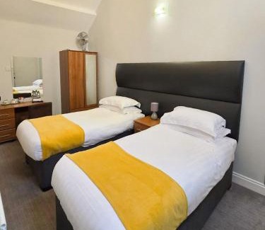 Ponteland Bed & Breakfast | The Diamond Inn