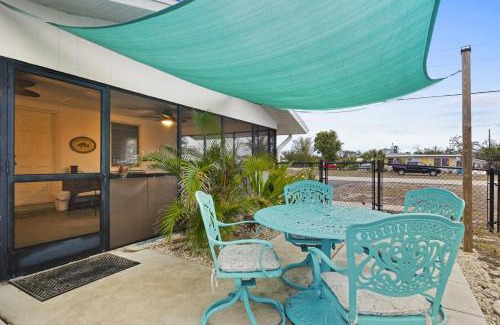 Grove City House | The Dockhouse