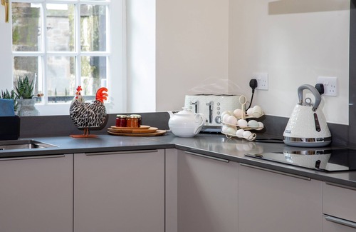 Dollar Apartment | The Dower House at Solsgirth Home Farm - sleeps 4 guests in 2 bedrooms