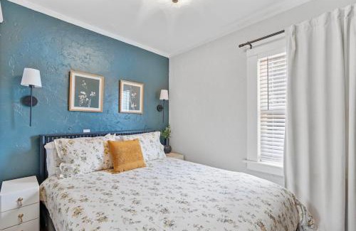 Golden Hill Apartment | The Downtown Carriage Flat