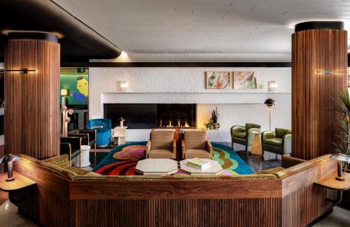 Beaconsfield Village Hotel | The Drake Hotel