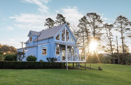 Woodhill Cabin | The Drawing Rooms of Berry