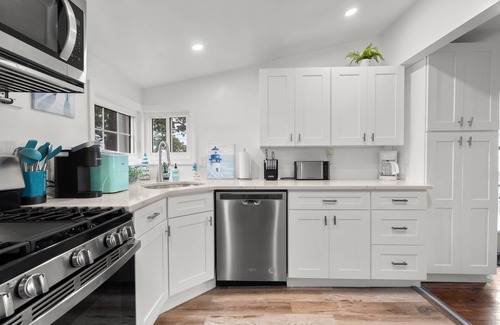 Branford Cottage | The Dream Location for Your Perfect Vacation