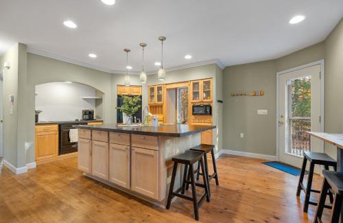 Sturgeon Bay House | The Dreaming Tree Simple Life Rentals