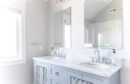 Caswell Beach House | The Driftwood by Oak Island Accommodations