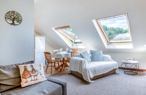 East Dereham Apartment | The Ducks - Gorgeous Norfolk Upside down Cottage - with Lazy Spa