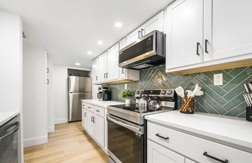 Crescent Beach Condo | The Dune - Ocean front!