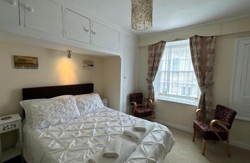 West Bay House | The Durbeyfield Guest House