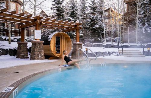 Canmore House | The Eagle Suite at Stoneridge Mountain Resort