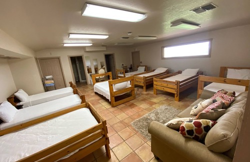 Bellville Cabin | The Eberly Ranch- A rustic retreat, Roundtop & Houston just a drive away!