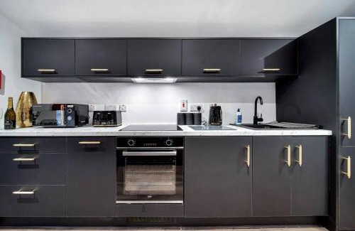 Strabane Apartment | The Eden Loft: A Stylish Retreat