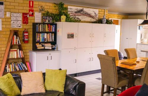 Goonellabah House | The Edge Guest Rooms