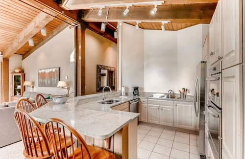 Snowmass Village Resort | The Enclave at Snowmass by Frias