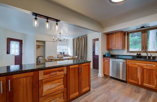 Wauwatosa House | The Eucalyptus | A 4 bedroom Retreat