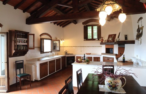 Vaiano Villa | The Farmhouse of Villa Migliorati