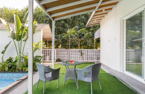 Bhongir Villa | The Farmstays EGFPool4BHKGardenACWi-Fi
