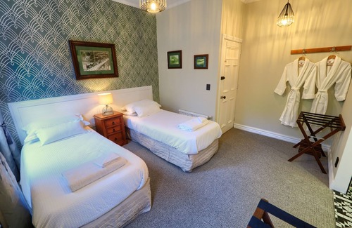 Lower Shotover Bed & Breakfast | The Ferry Bed & Breakfast