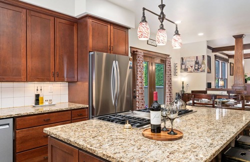 Greeley House | The Fireside Retreat | 6 BD, Sauna, Home Theater