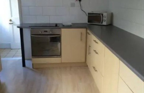 Portsmouth House | The Fisherman's Cottage - POPULAR AREA