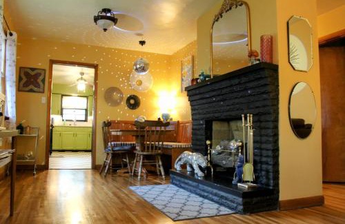 Lexington House | The Flower Pot