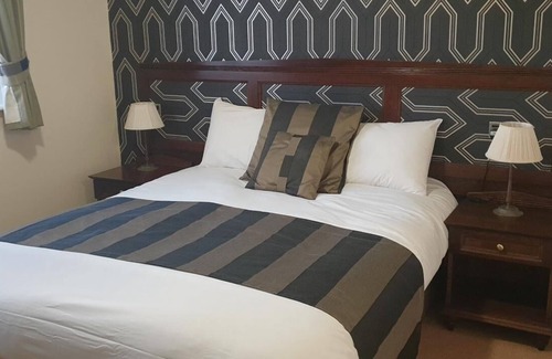 Rake Hotel | The Flying Bull Inn