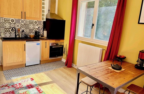 Bois-le-Roi Apartment | The Forest-Garden (Fontainebleau)