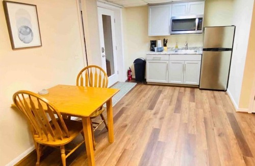 Ruckersville House | The Franklin Estate - Suite F-Private Apt-King Bed